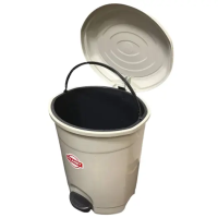 Урна для мусора пластиковая, с крышкой, с педалью 12 л.