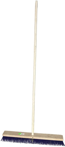 Щетка подметальная деревянная  с наклоном, с ручкой 60 х 7 см.