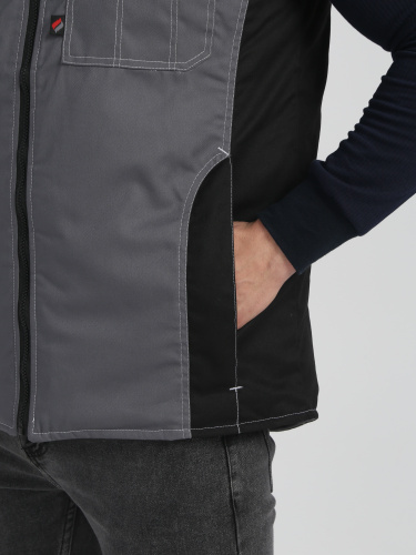 Жилет утепленный ФОРМУЛА на замке, пл. 240, 65пэ, 35хб, сер/красн/черн